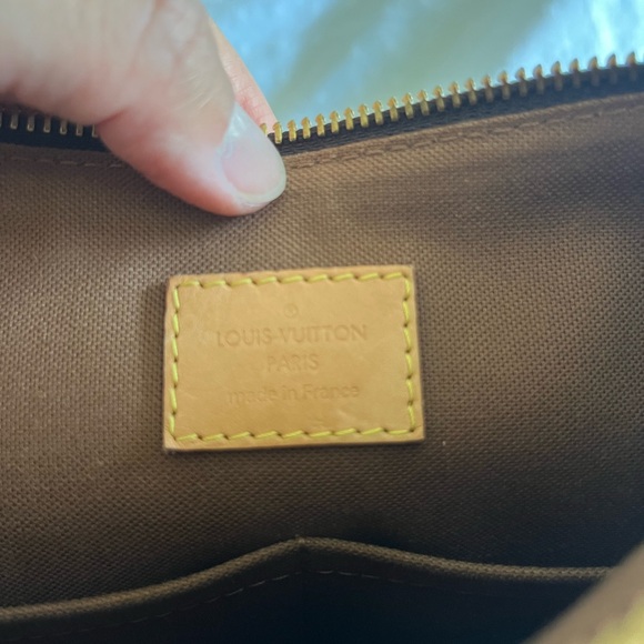 Louis Vuitton Odeon Monogram crossbody - Picture 7 of 10